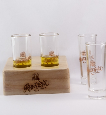 Chupitera en madera Ruavieja